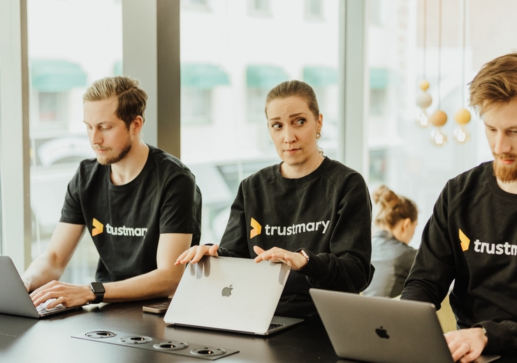 Customer Experience Red Flags: 7 Early Warning Signs You Shouldn't Ignore