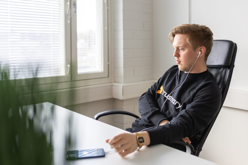 How to Earn Customer Loyalty with Webinars