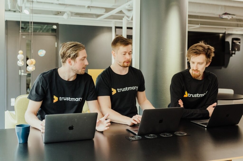 How to Motivate Employees to Collect Customer Feedback