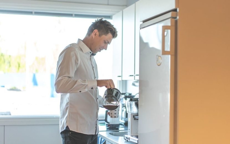 Asiakaskokemuksen määritelmä - mitä asiakaskokemus on, miten se rakentuu ja miten sitä johdetaan?