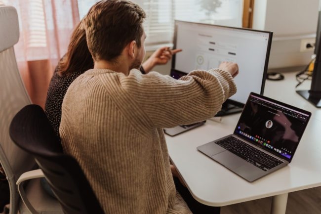 Hur man automatiserar insamling av kundreferens med CRM