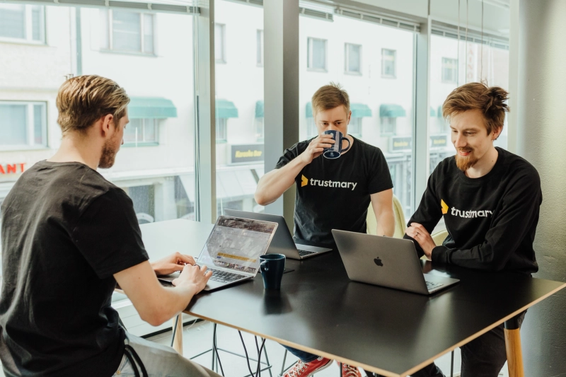 Paras asiakastyytyväisyyskysely 2025 - 5 vaihetta