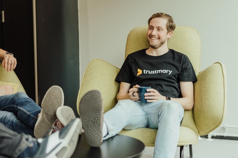 Trust Signals: What They Are & Why They Matter